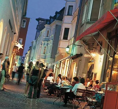 Appartamento Schloss Weichs Zu Mit 2schlafzimmer Parkplatz Internet 75qm Zentrum