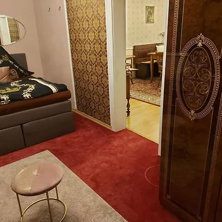 Schloss Weichs Zu Mit 2schlafzimmer Parkplatz Internet 75qm Zentrum Апартаменты