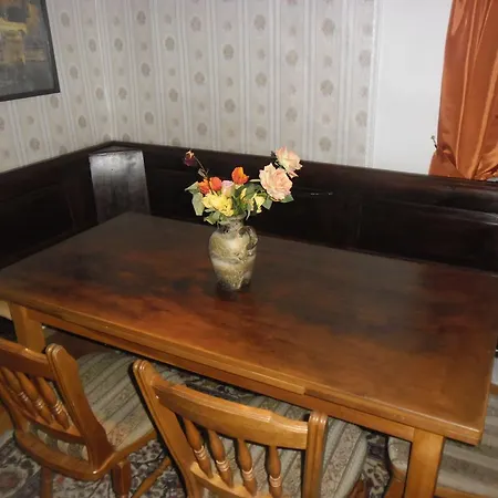 Apartament Schloss Weichs Zu Mit 2schlafzimmer Parkplatz Internet 75qm Zentrum Ratyzbona